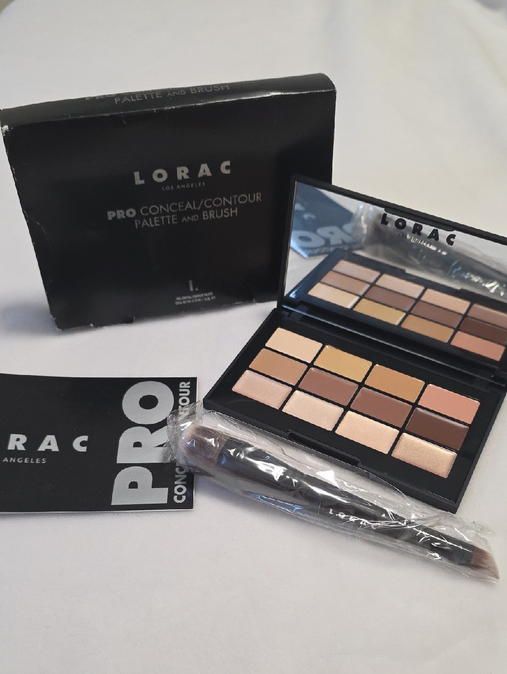 NIB LORAC Pro Conceal Cream Contour Palette And Brush Set